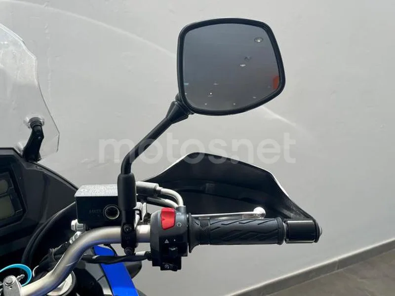 Suzuki V-Strom 650 - Vista 15