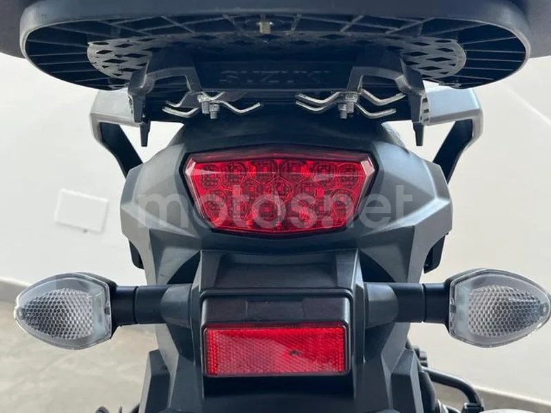 Suzuki V-Strom 650 - Vista 6