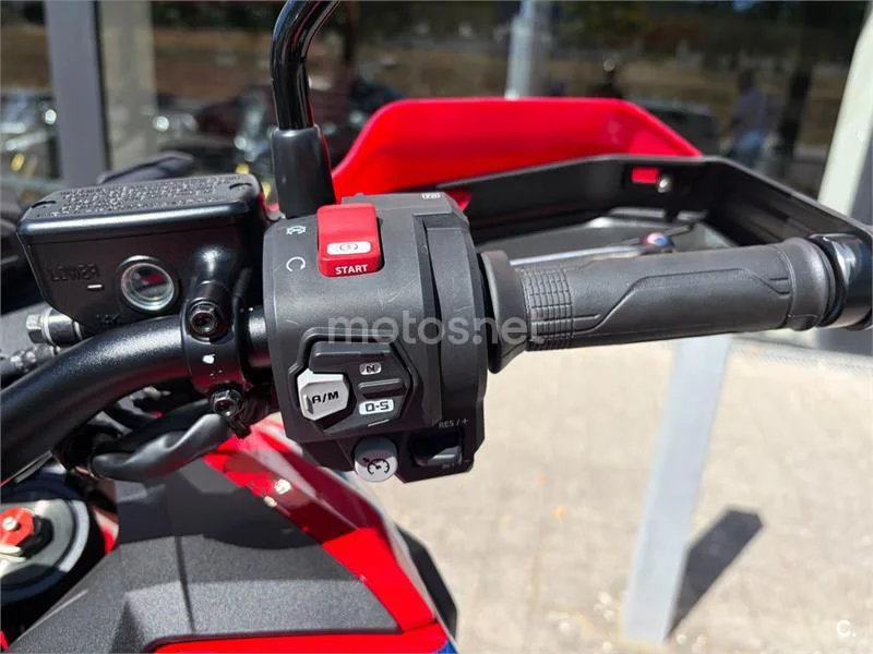 Honda CRF1100L Africa Twin - Vista 6