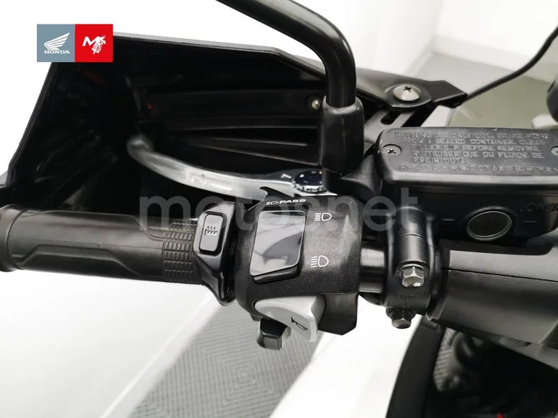 Honda VFR800X Crossrunner - Vista 11