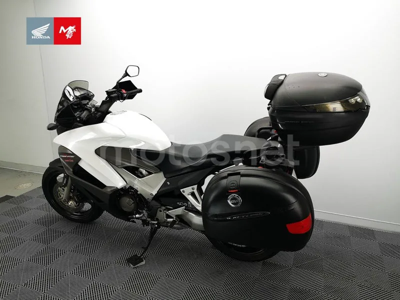 Honda VFR800X Crossrunner - Vista 18