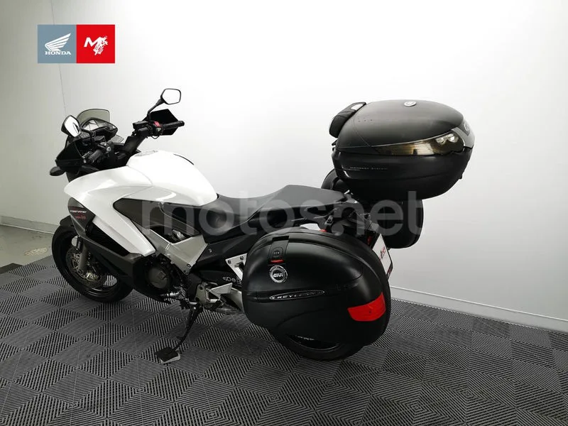 Honda VFR800X Crossrunner - Vista 19