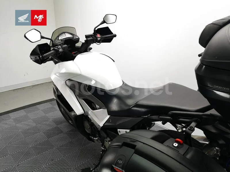 Honda VFR800X Crossrunner - Vista 21