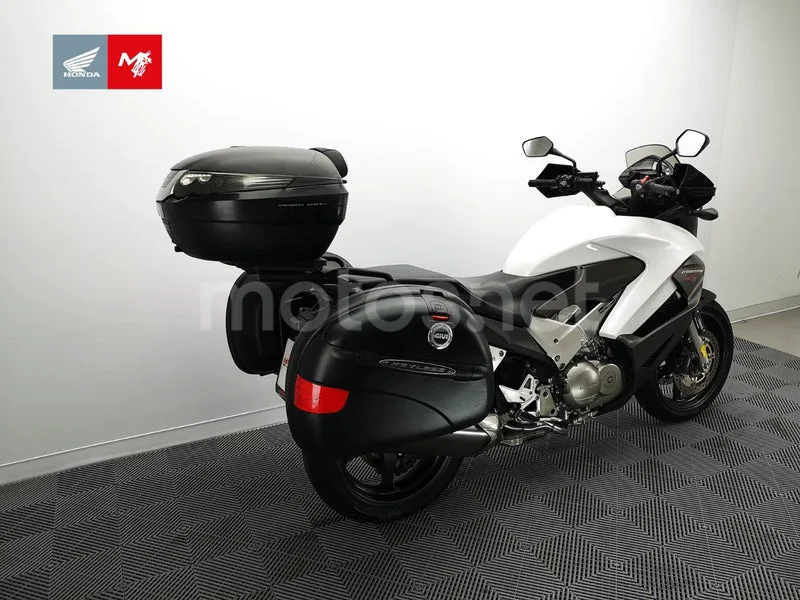 Honda VFR800X Crossrunner - Vista 5
