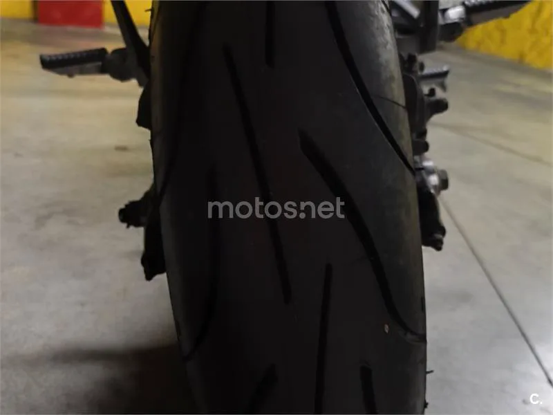 Kawasaki ER-6f - Vista 3
