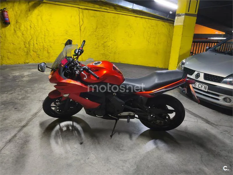 Kawasaki ER-6f - Vista 4