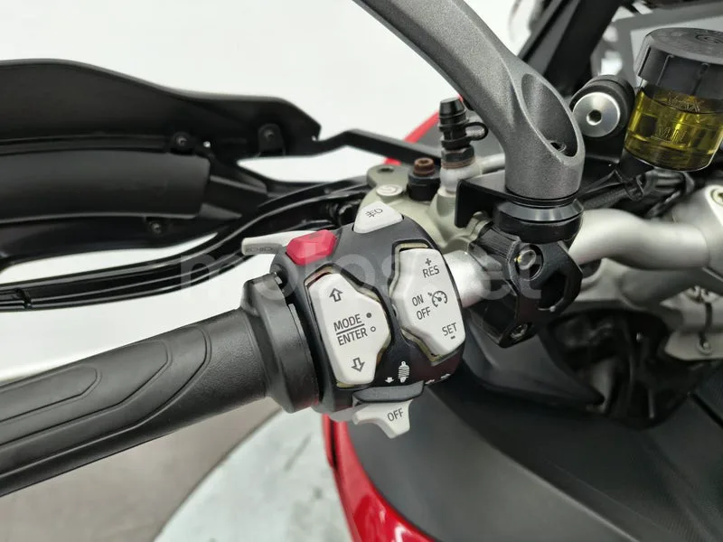 Ducati Multistrada V2 - Vista 17