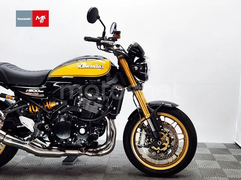 Kawasaki Z900RS - Vista 7