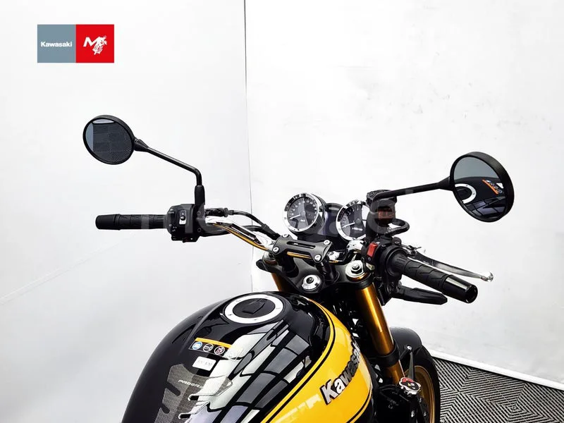 Kawasaki Z900RS - Vista 8