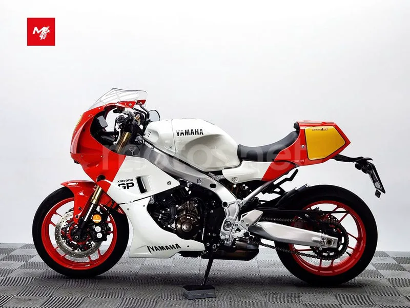 Yamaha XSR900 GP - Vista 16