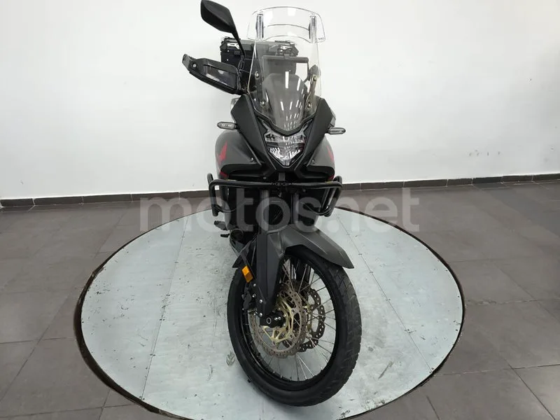 Honda XL750 Transalp - Vista 18