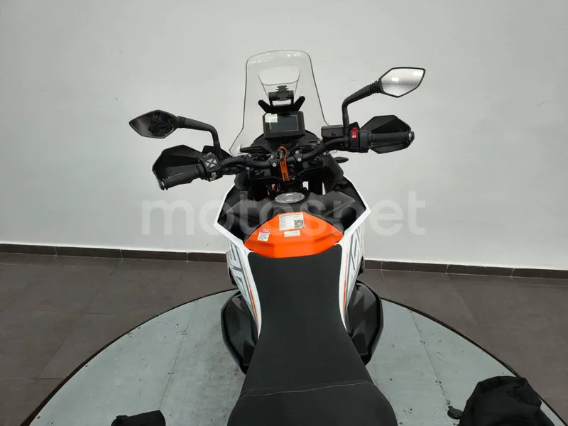 KTM 790 Adventure - Vista 18