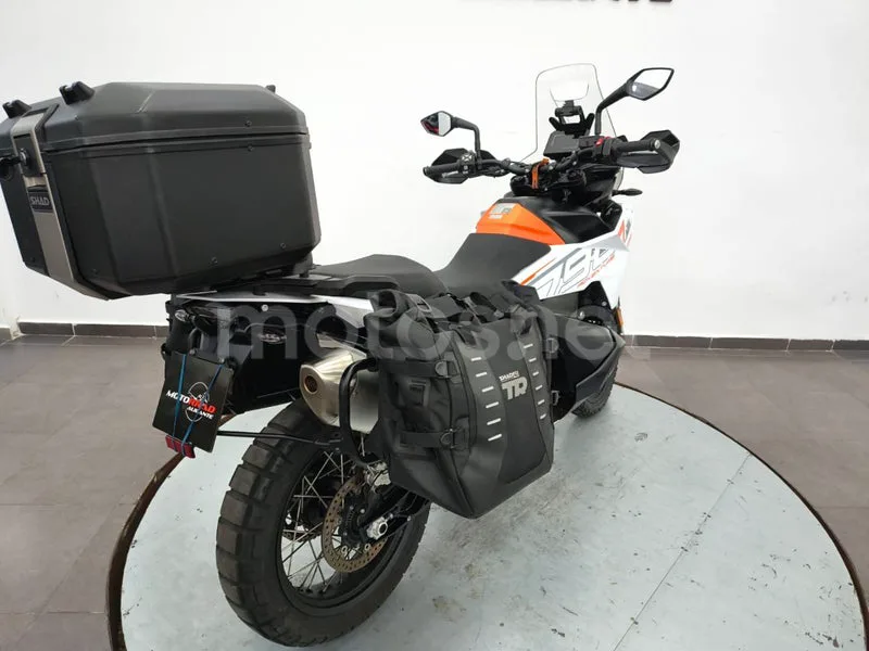 KTM 790 Adventure - Vista 4