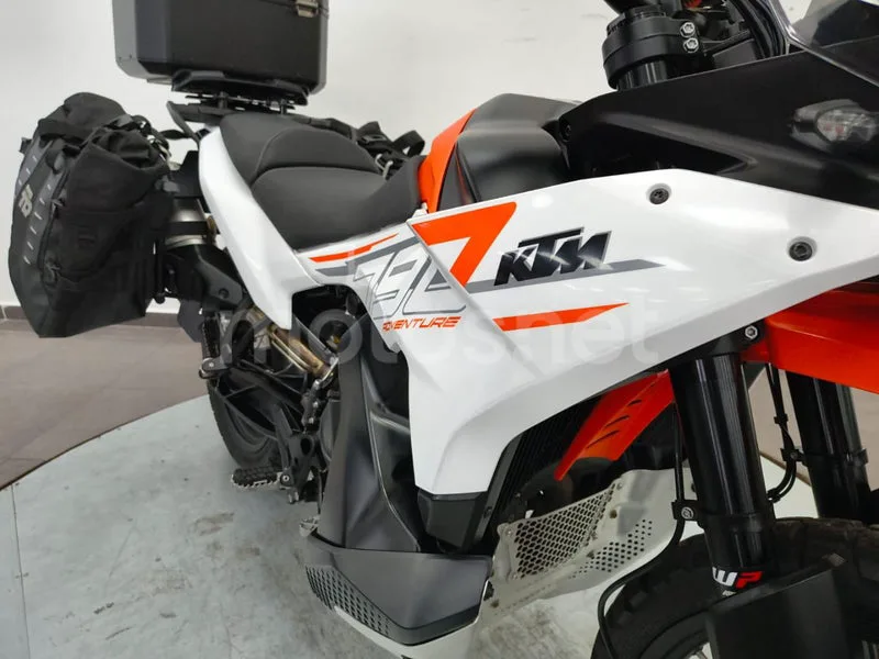 KTM 790 Adventure - Vista 6