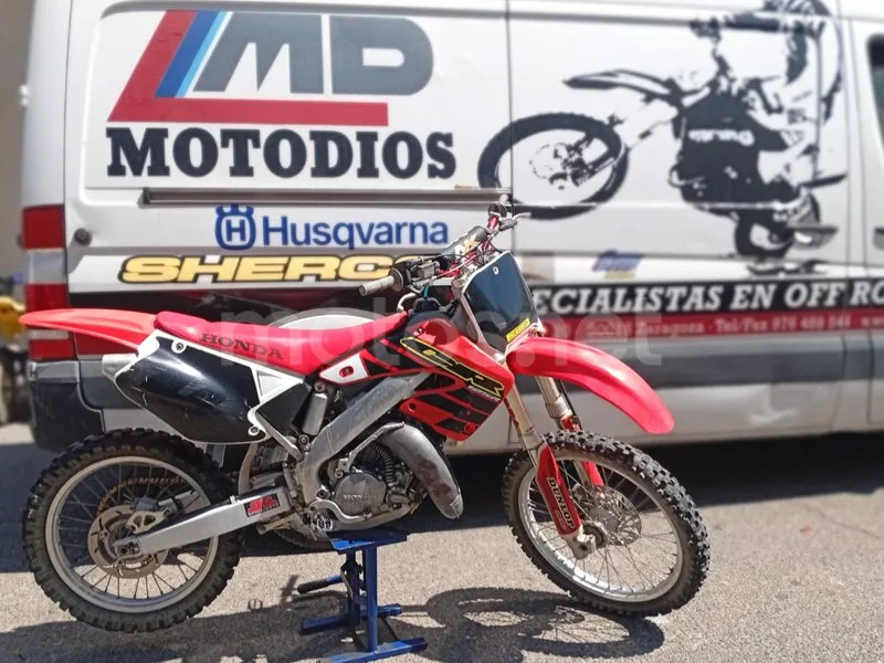 Honda CR125R - Vista 5