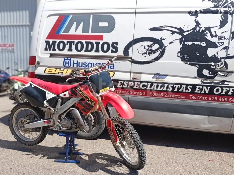 Honda CR125R - Vista 6