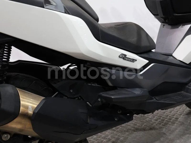 BMW C 400 GT - Vista 15