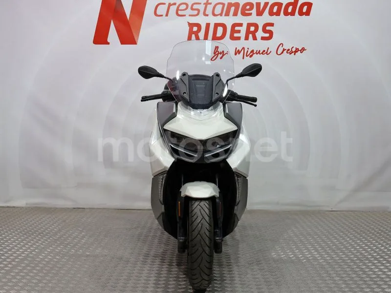 BMW C 400 GT - Vista 5