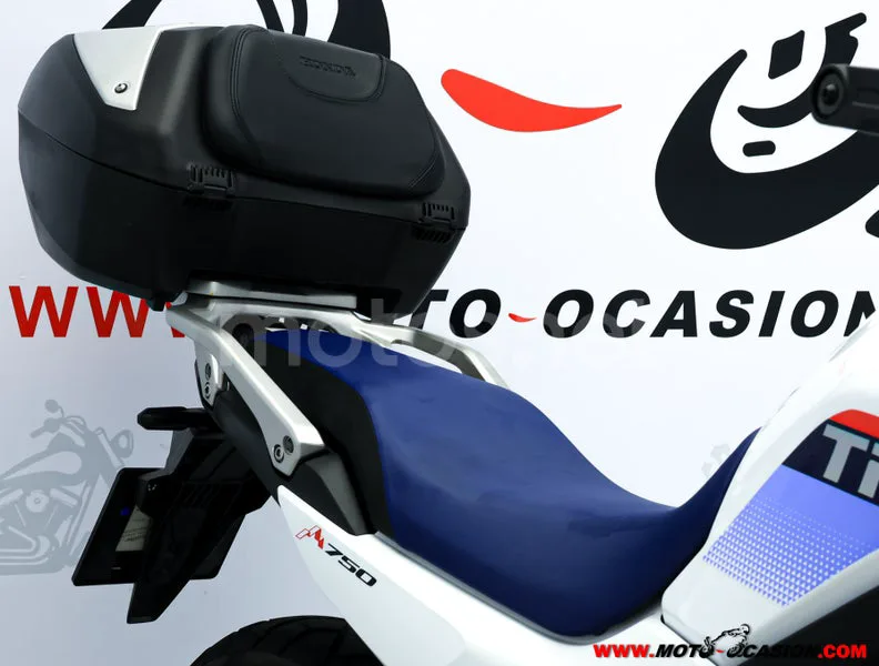 Honda XL750 Transalp - Vista 11