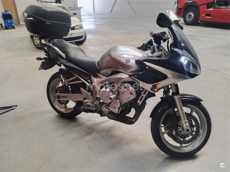 Yamaha FZ6 Fazer 2500 € 2004 Toledo - 2