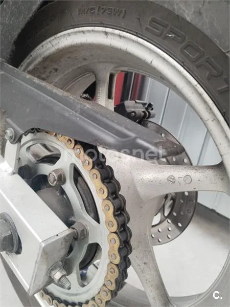 Yamaha FZ6 Fazer - Vista 7