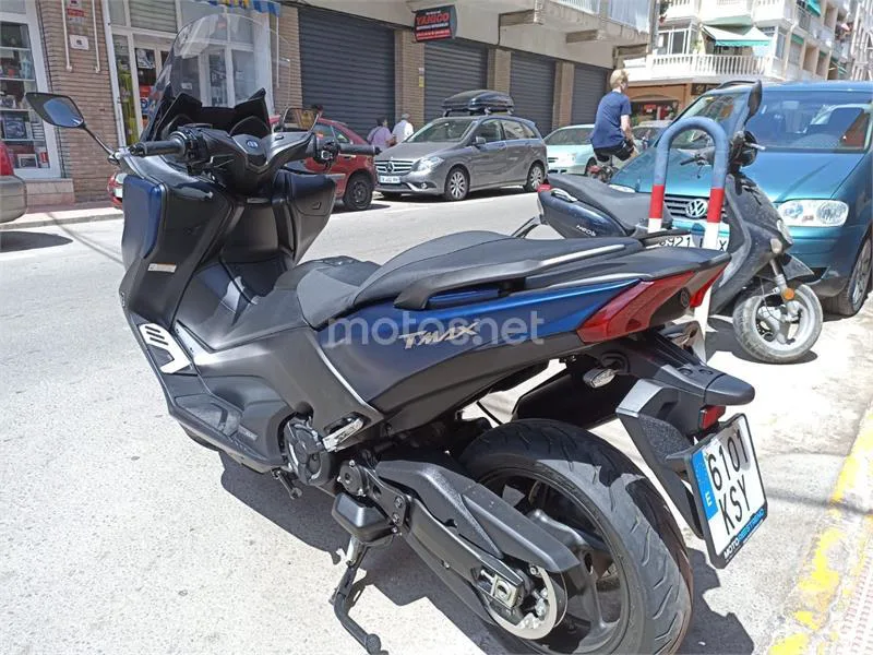 Yamaha TMAX 530 - Vista 4