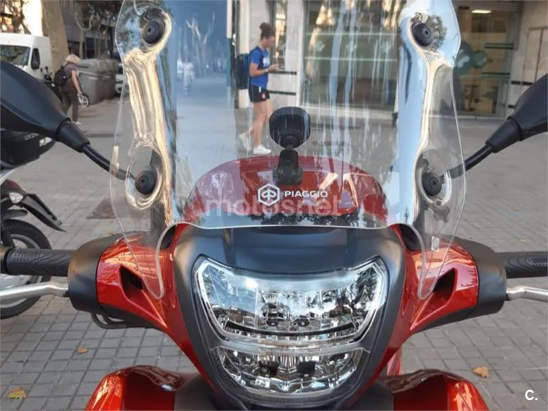 Piaggio Beverly 400 - Vista 3
