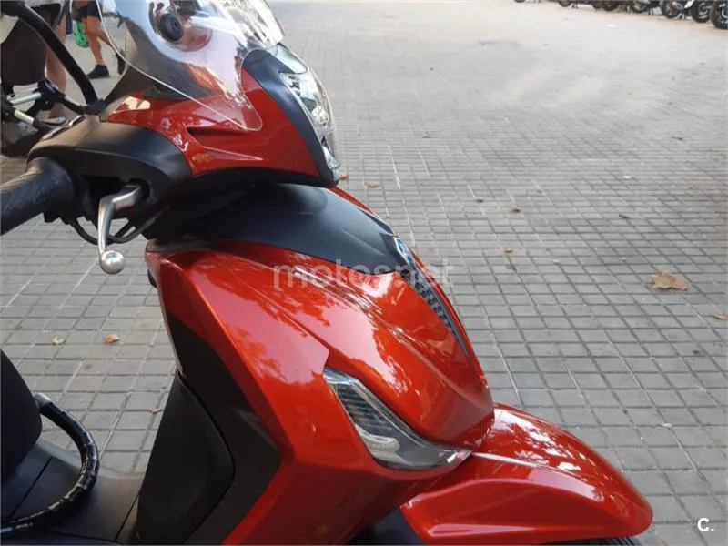 Piaggio Beverly 400 - Vista 7