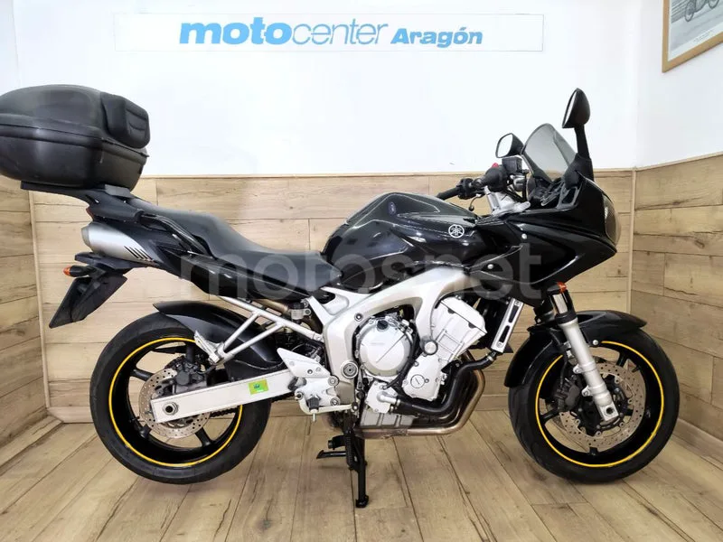 Yamaha FZ6 Fazer 2275 € 2007 Zaragoza - 2