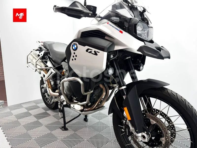 BMW F 900 GS - Vista 3