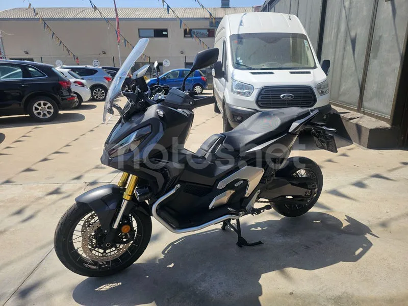 Honda X-ADV - Vista 7