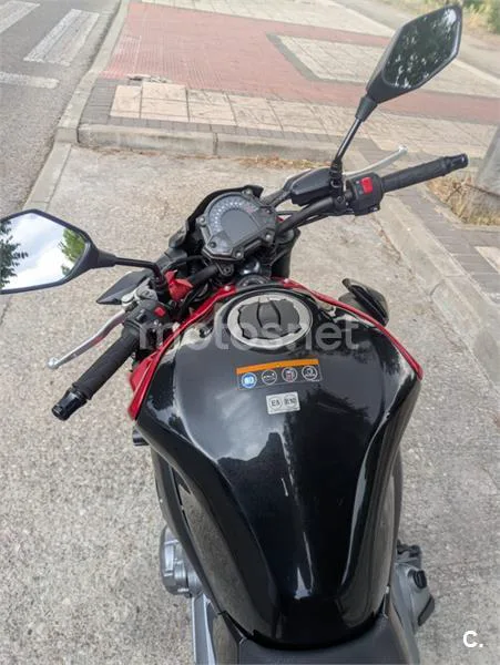 Kawasaki Z900 - Vista 4