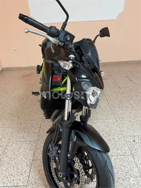 Kawasaki Z650 - Vista 5