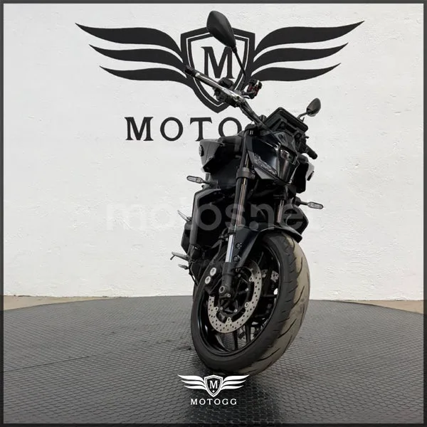 Yamaha MT-09 - Vista 4