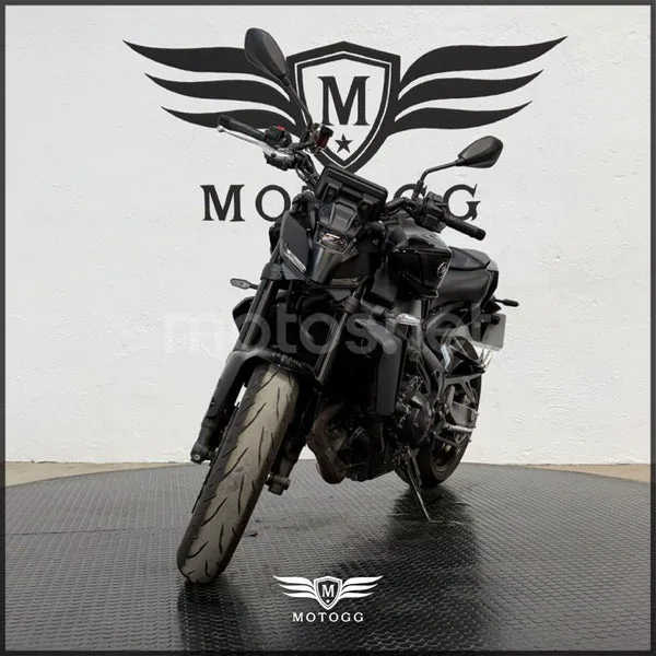 Yamaha MT-09 - Vista 6