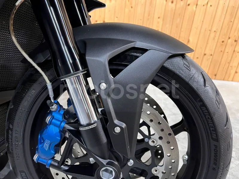 BMW M 1000 R - Vista 12