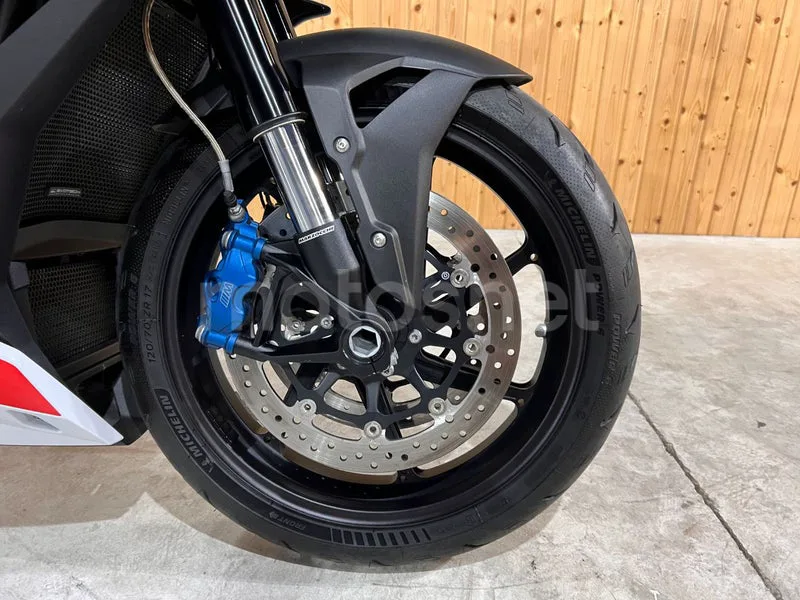 BMW M 1000 R - Vista 13