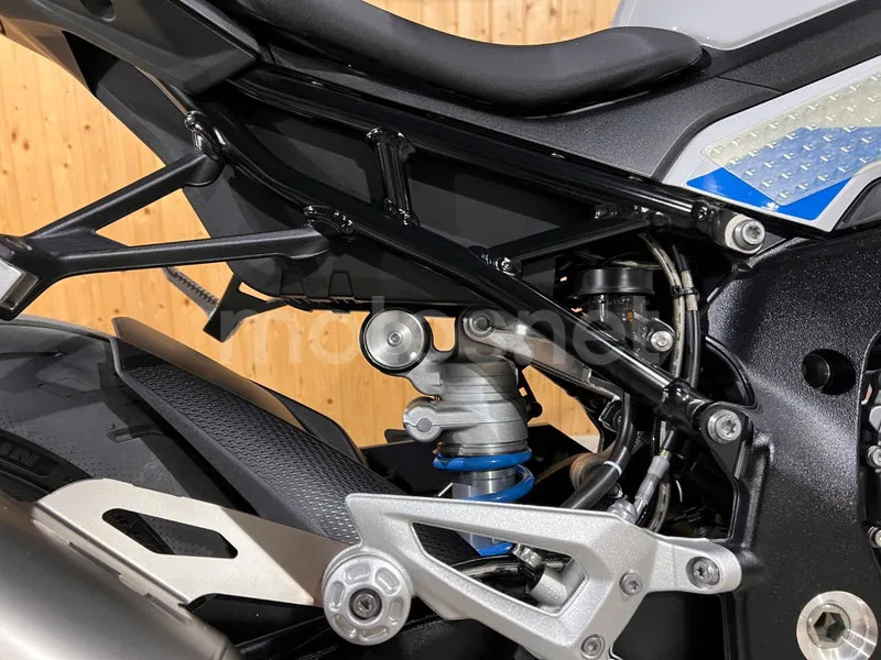 BMW M 1000 R - Vista 35