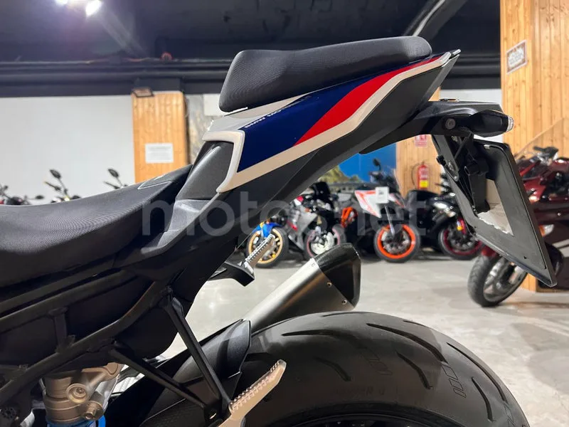 BMW M 1000 R - Vista 44