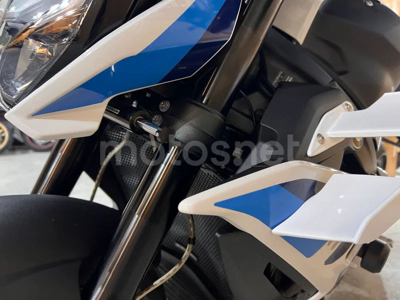 BMW M 1000 R - Vista 60