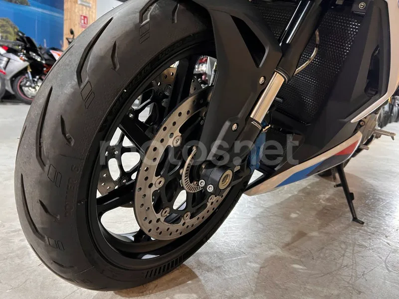 BMW M 1000 R - Vista 68
