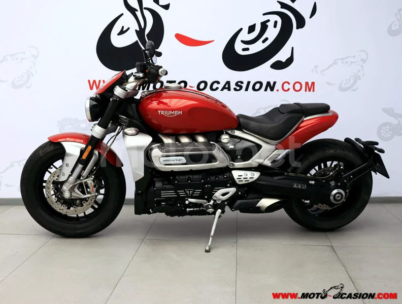Triumph Rocket 3 - Vista 7