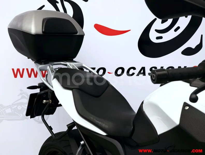 BMW S 1000 XR - Vista 10