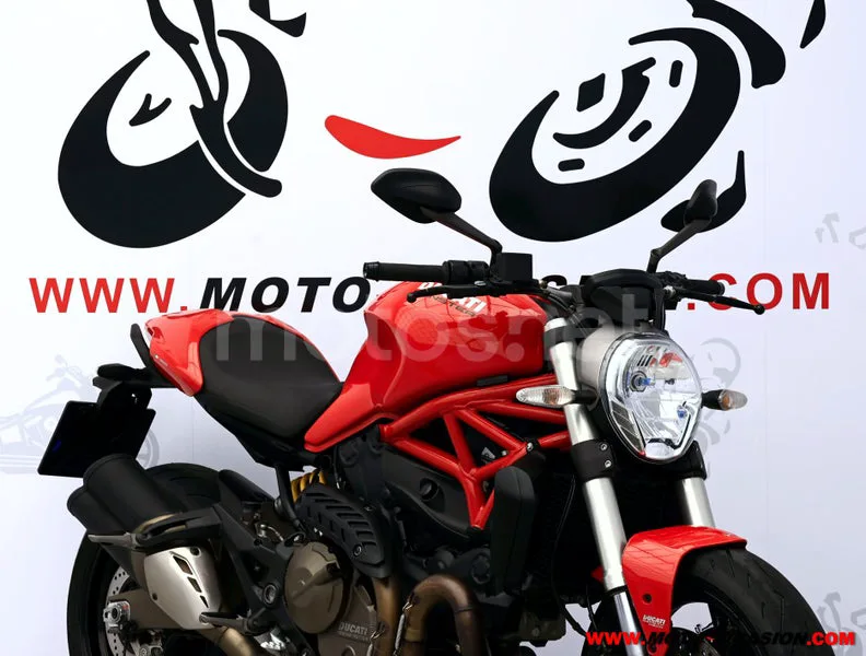 Ducati Monster 821 - Vista 4