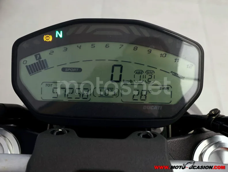Ducati Monster 821 - Vista 6
