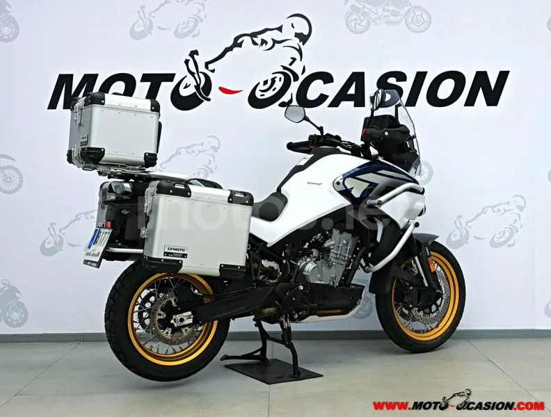 CFMOTO 800MT - Vista 3