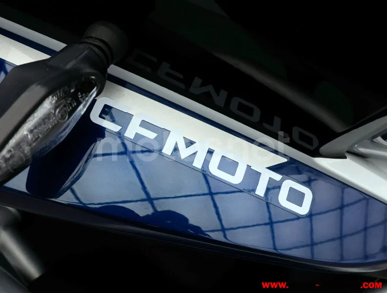 CFMOTO 800MT - Vista 9