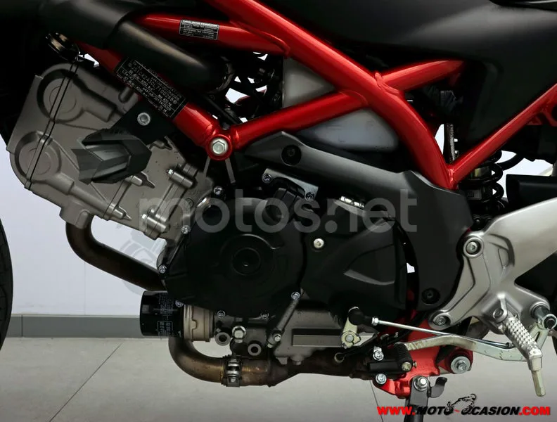 Suzuki SV650 - Vista 10