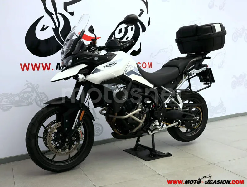 Triumph Tiger 900 - Vista 7