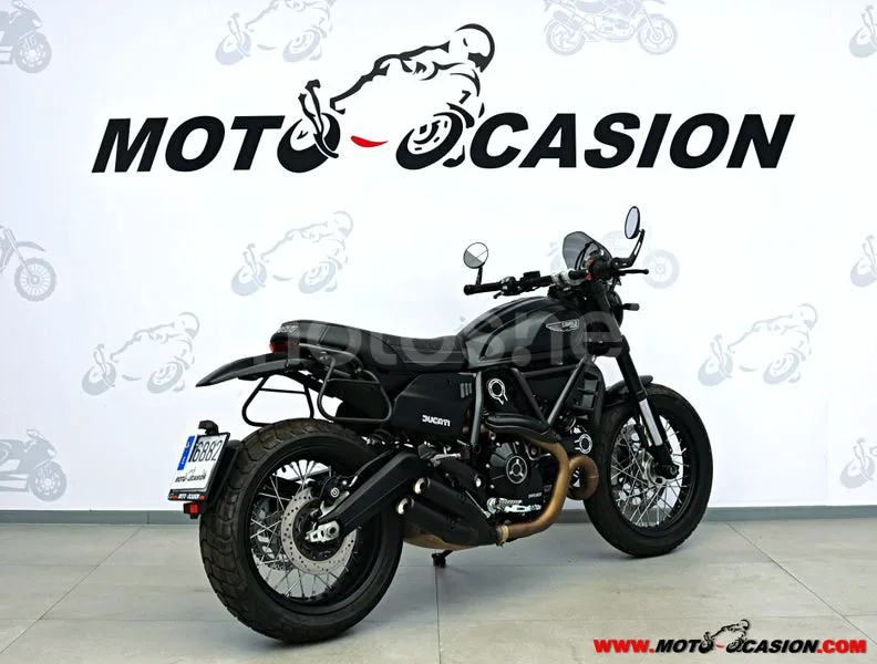 Ducati Scrambler - Vista 3